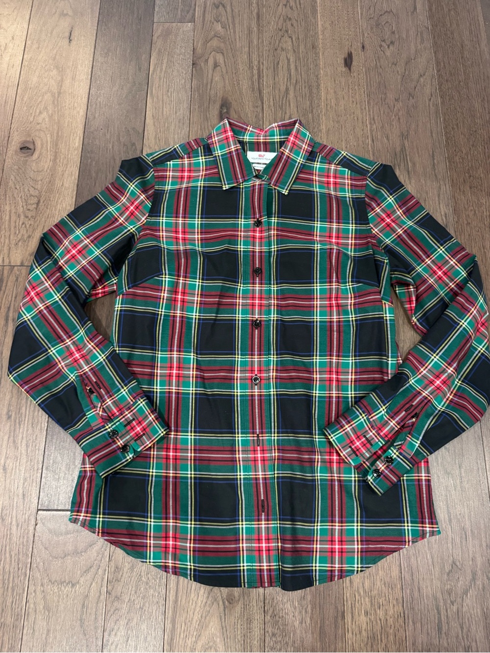 Vineyard Vines Tartan button up blouse